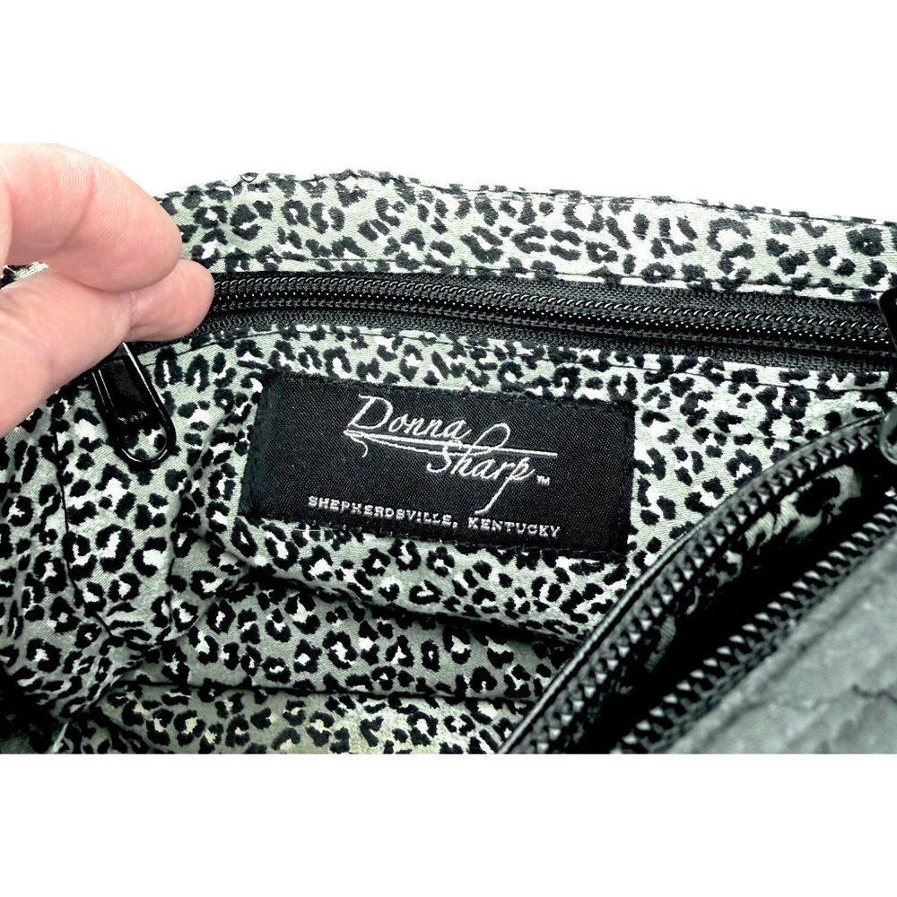 DONNA SHARP BLACK QUILTED CROSSBODY BAG LEOPARD INTERIOR ADJUSTIBLE STRAP - Picture 5 of 15